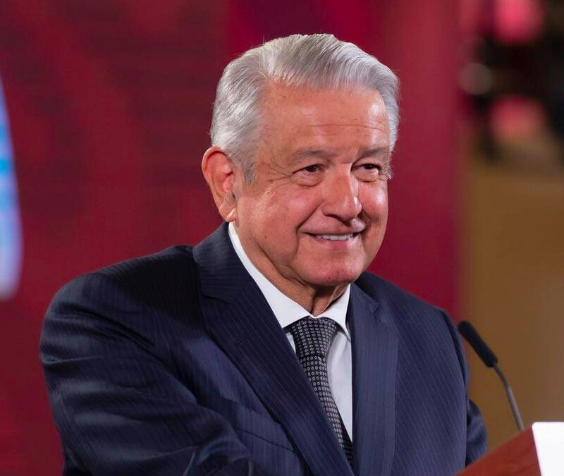 AMLO habla sobre Eduardo Verástegui y encuentro de ultraderecha